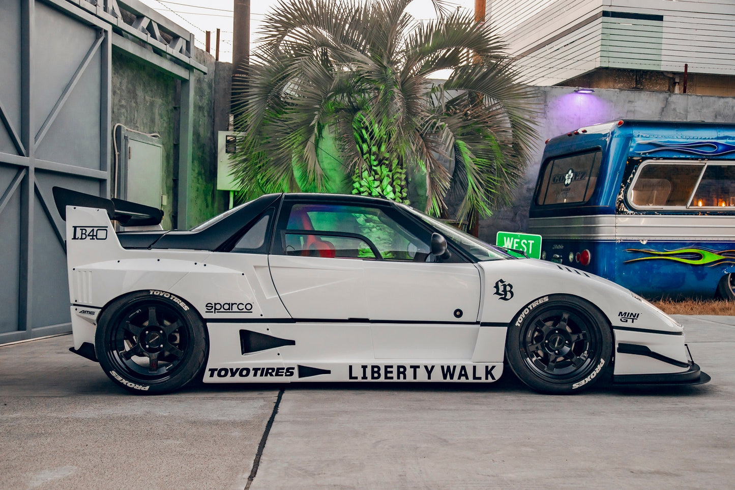 LB-WORKS LB40 AZ-1