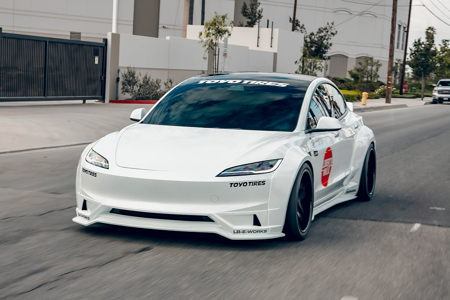 LB-E-WORKS TESLA Model 3 complete body kit ver.2 (FRP)