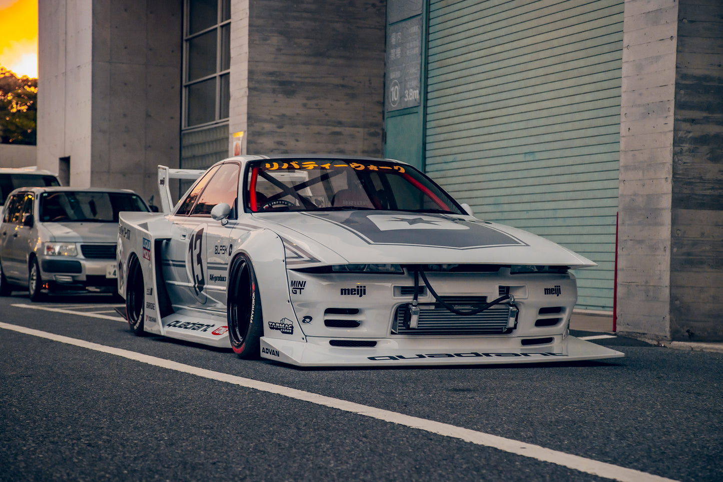 LB-KAIDO WORKS NISSAN R32 SKYLINE
