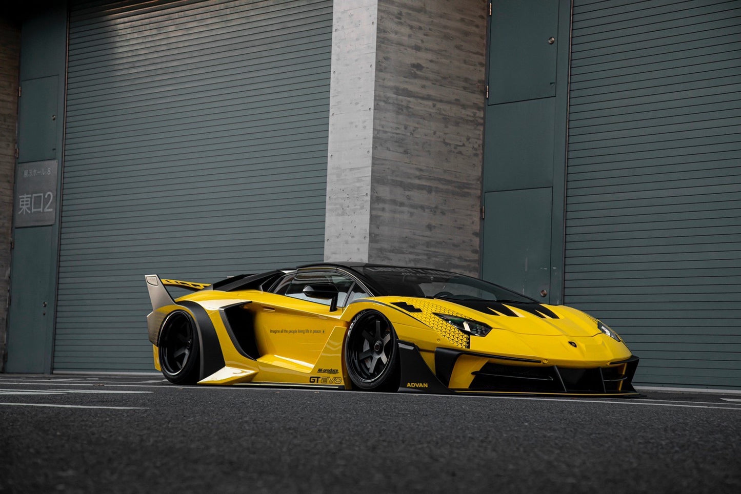 LB-Silhouette WORKS AVENTADOR GT EVO