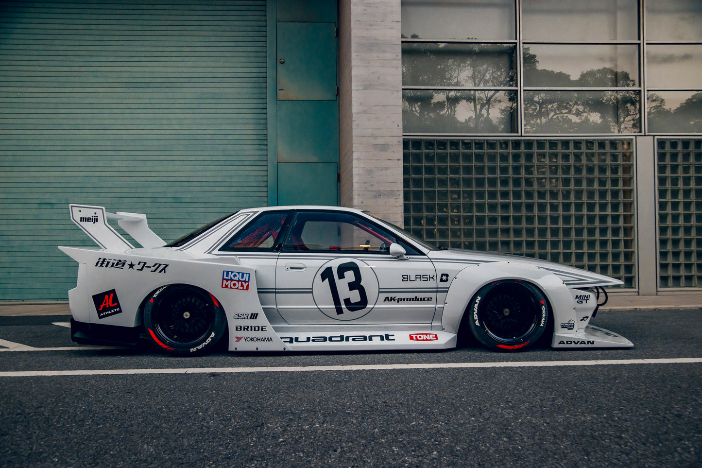 LB-KAIDO WORKS NISSAN R32 SKYLINE