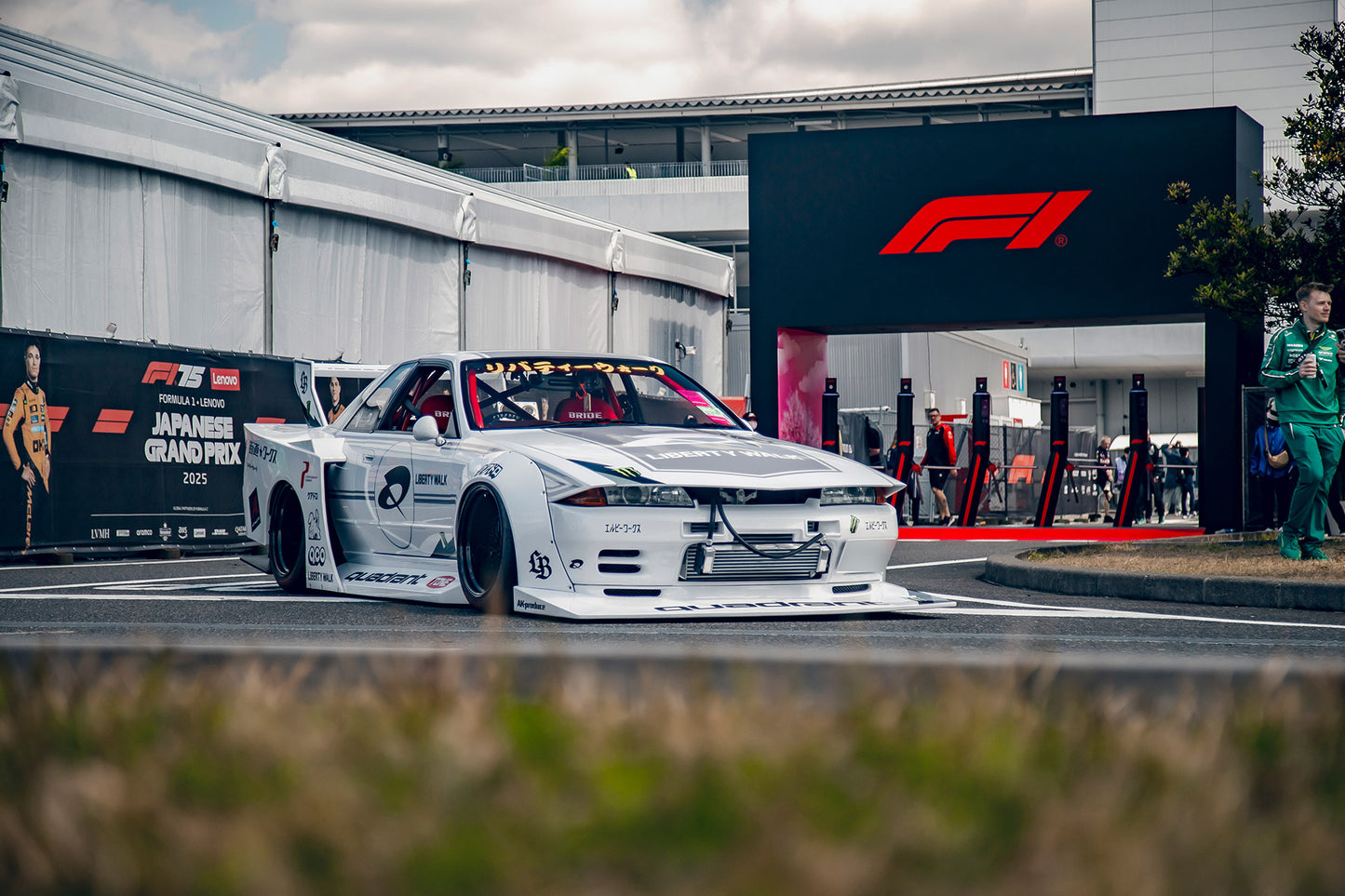 LB-KAIDO WORKS NISSAN R32 SKYLINE