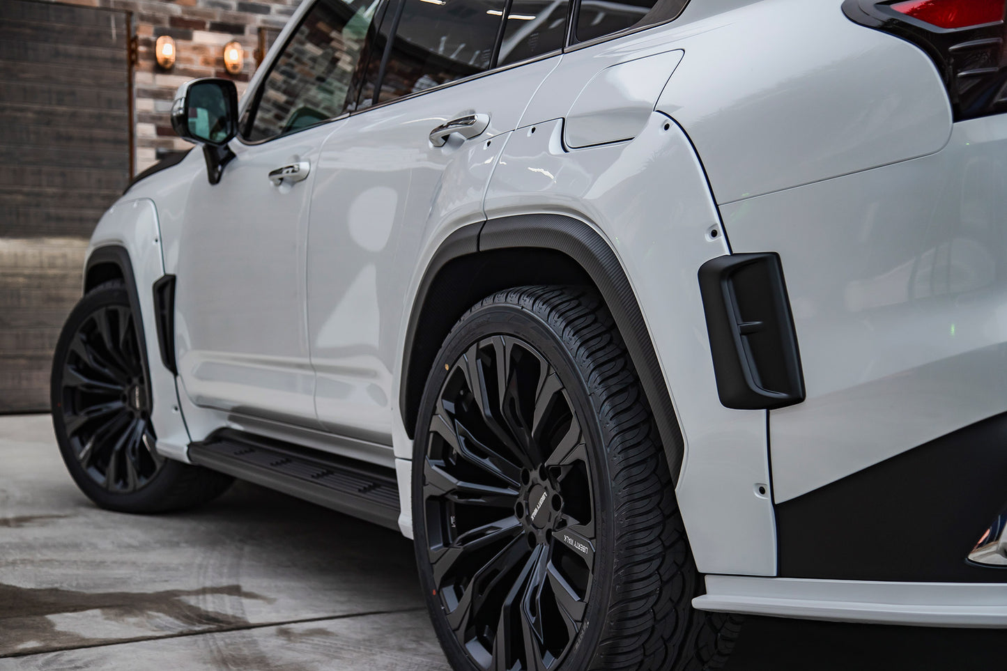 LB-WORKS LEXUS LX600