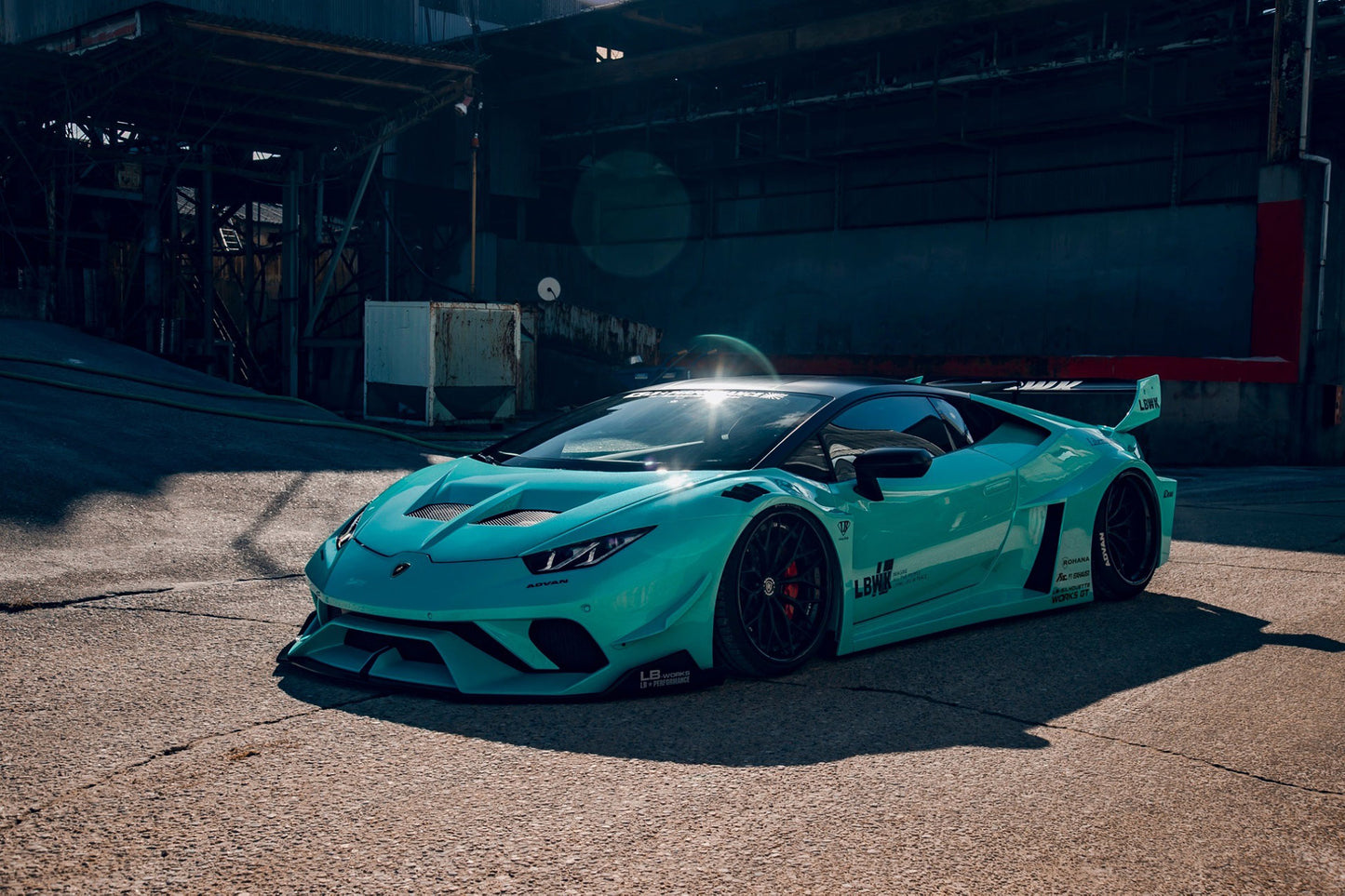 LB-Silhouette WORKS HURACAN GT complete body kit