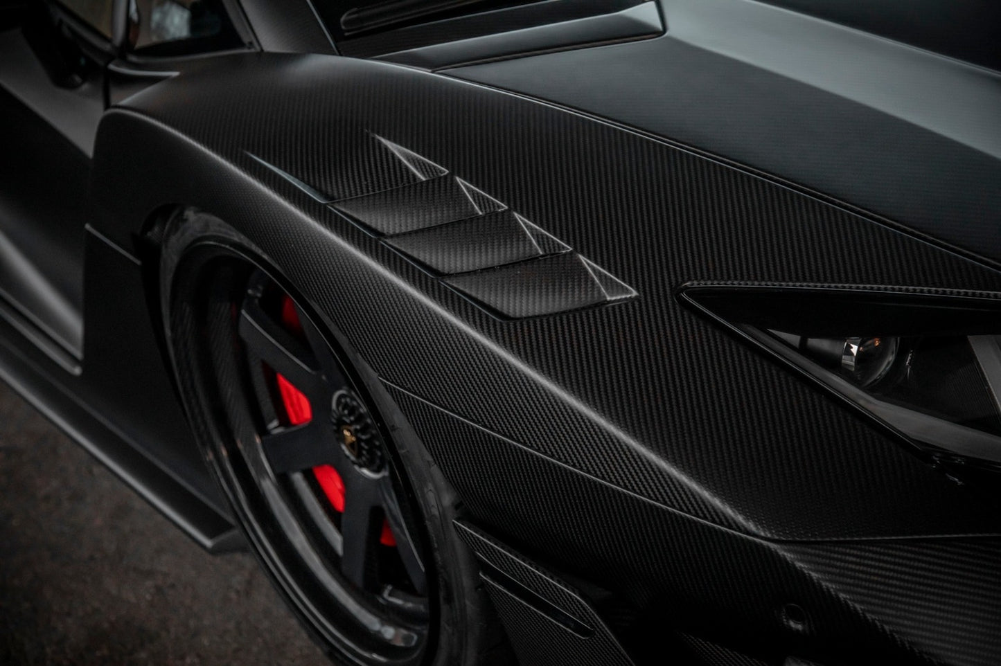 LB-Silhouette WORKS AVENTADOR GT EVO