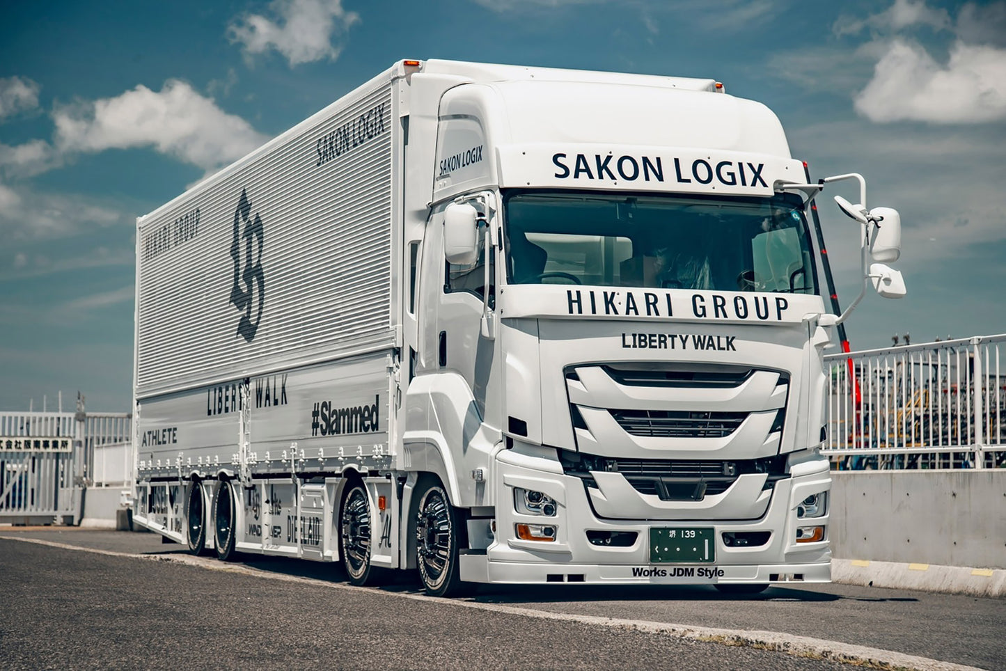 LB-TRUCKS ISUZU GIGA