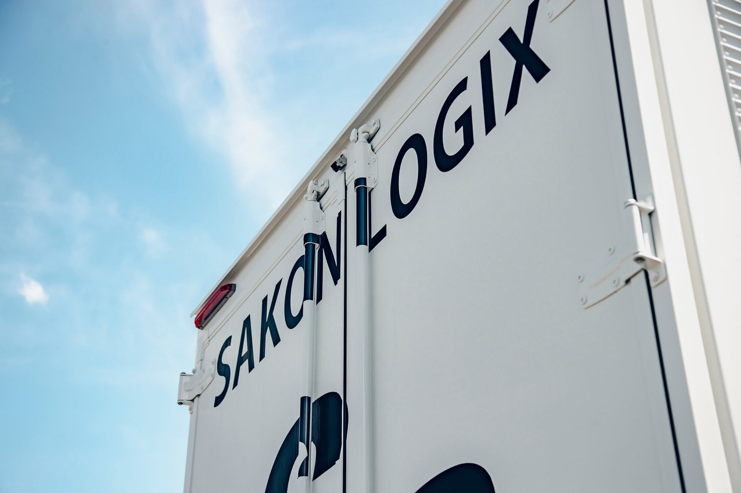 LB-TRUCKS ISUZU GIGA